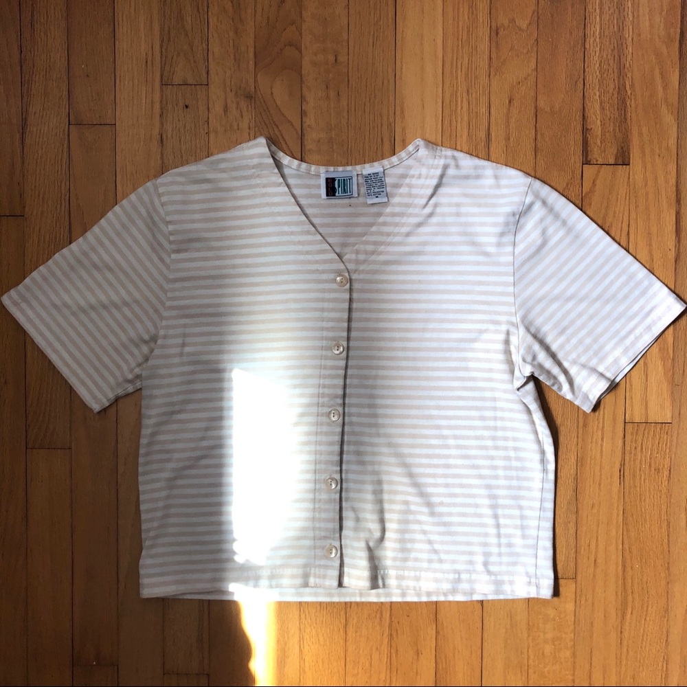 VINTAGE cropped button Tshirt